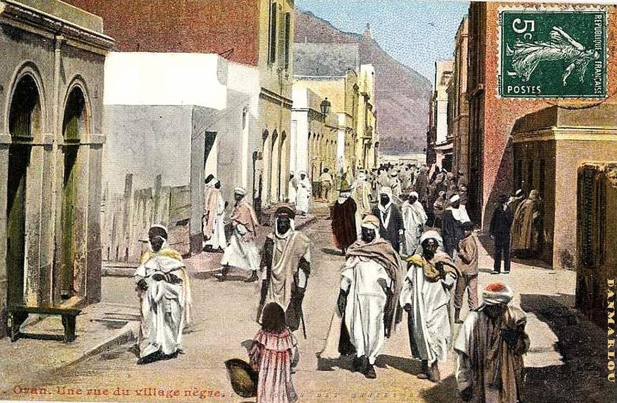 CA a- 057- Village negre.JPG